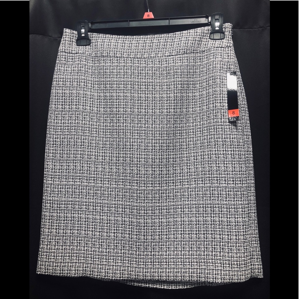 TAHARI ASL SKIRT